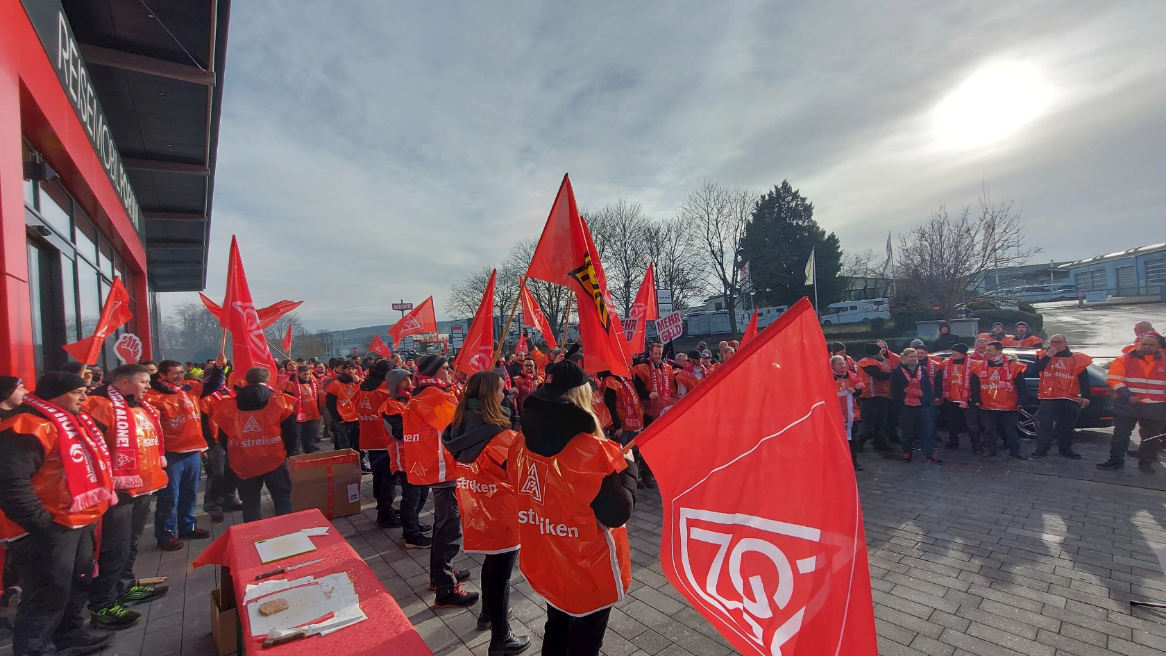 Warnstreik bei Euramobil Sprendlingen