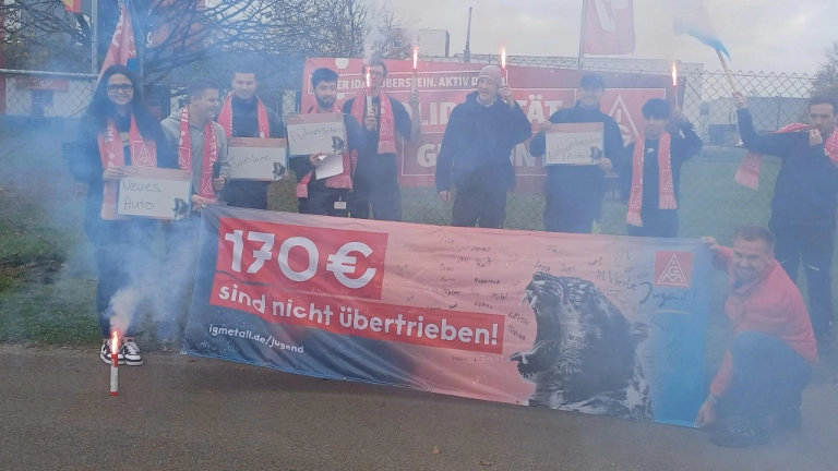 Tarifrunde Metall- und Elektroindustrie - Warnstreikwelle rollt!